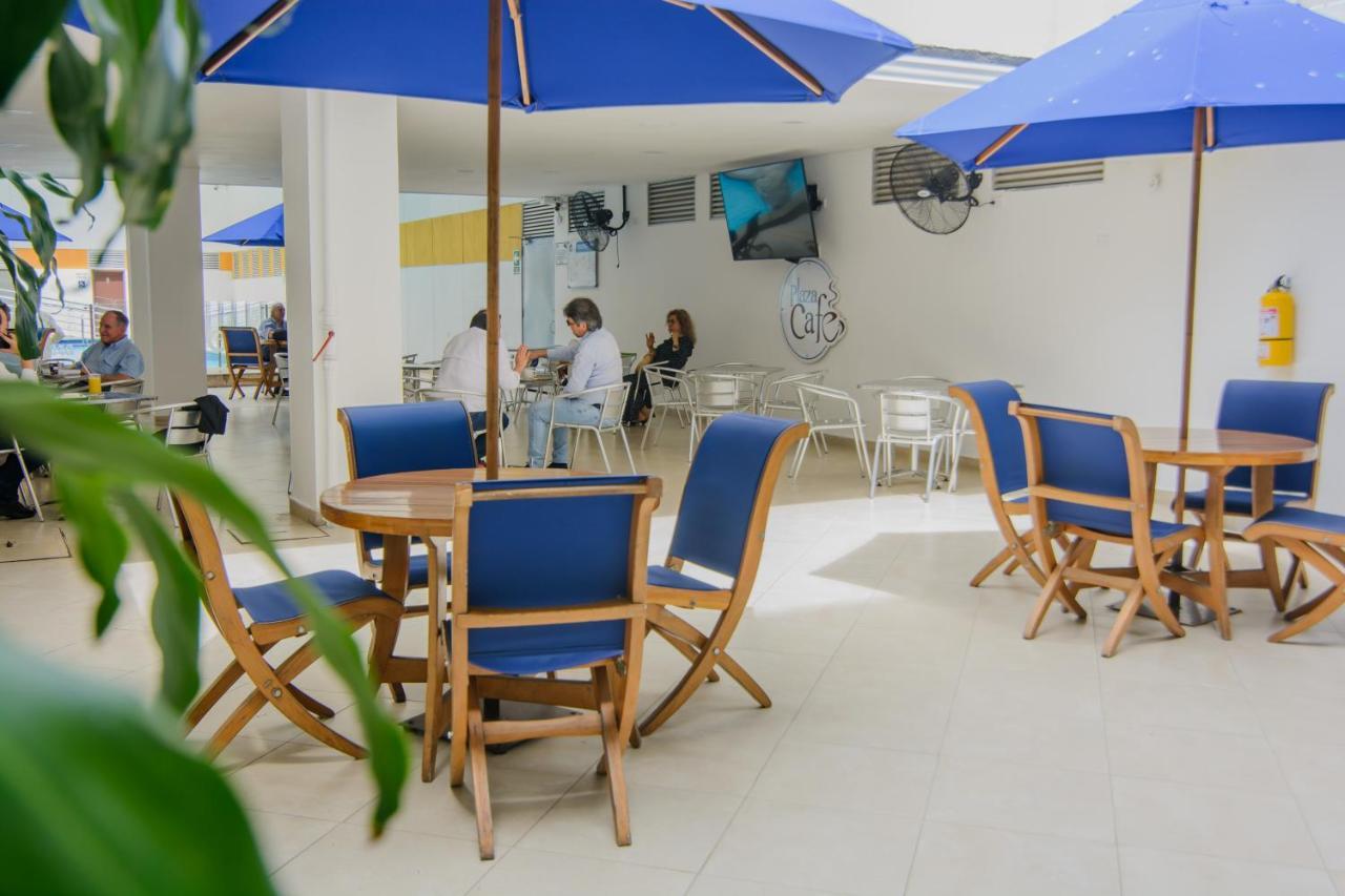 Hotel Neiva Plaza Buitenkant foto