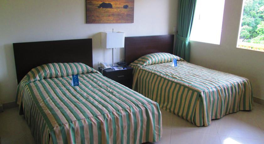 Hotel Neiva Plaza Kamer foto