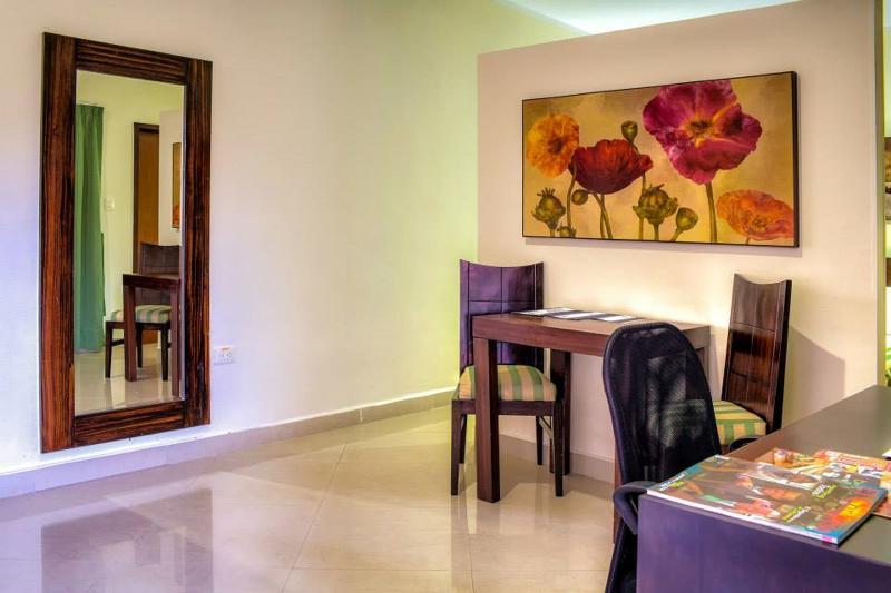 Hotel Neiva Plaza Buitenkant foto